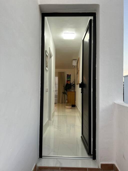 Moderno Apartamento Cerca Al Mar Tías Extérieur photo