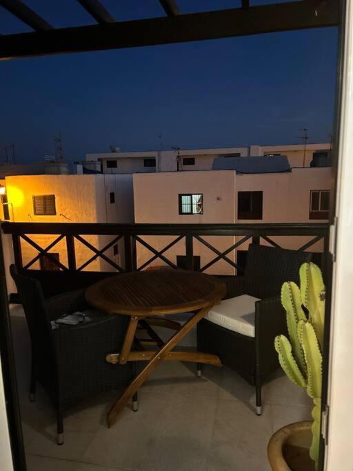 Moderno Apartamento Cerca Al Mar Tías Extérieur photo
